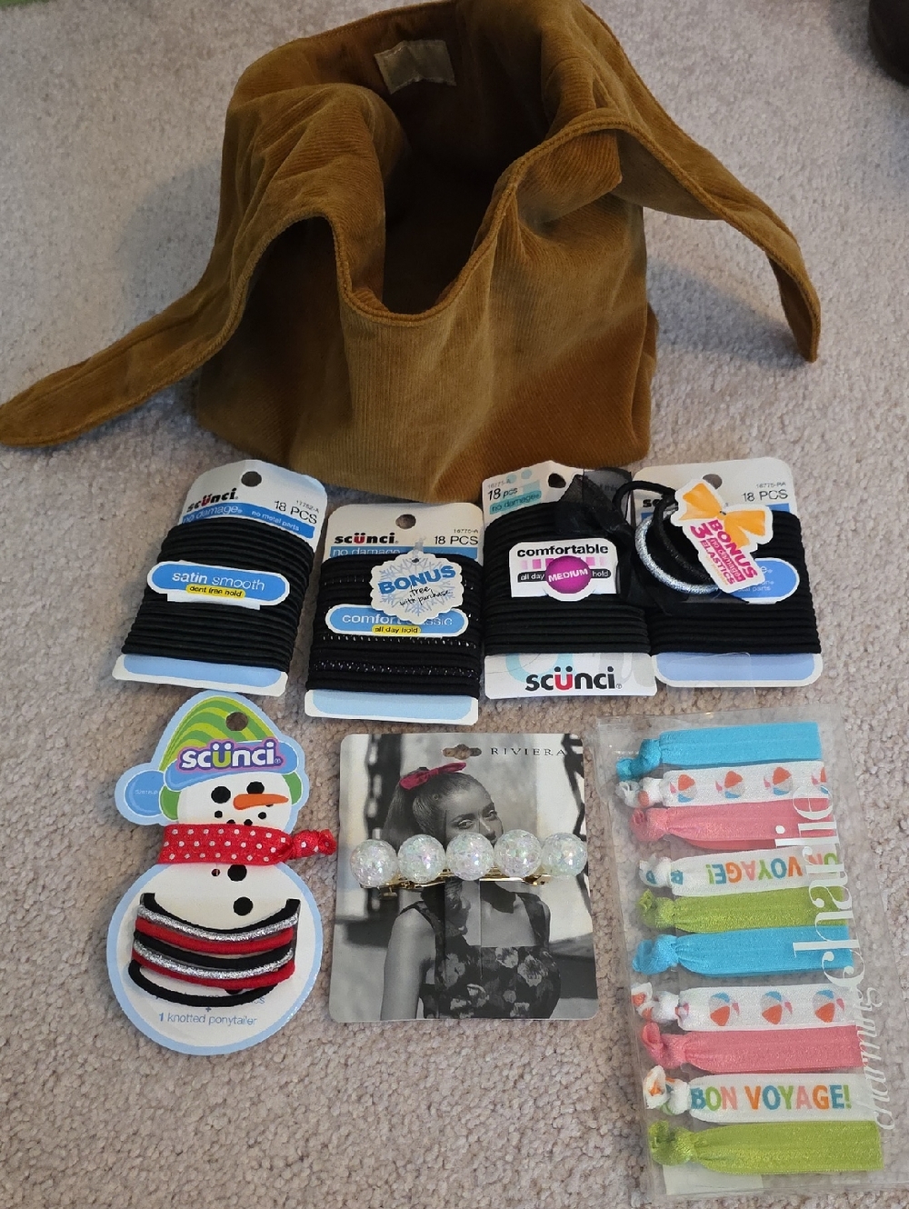 NWT Hair Accessiories Bundle: Scunci